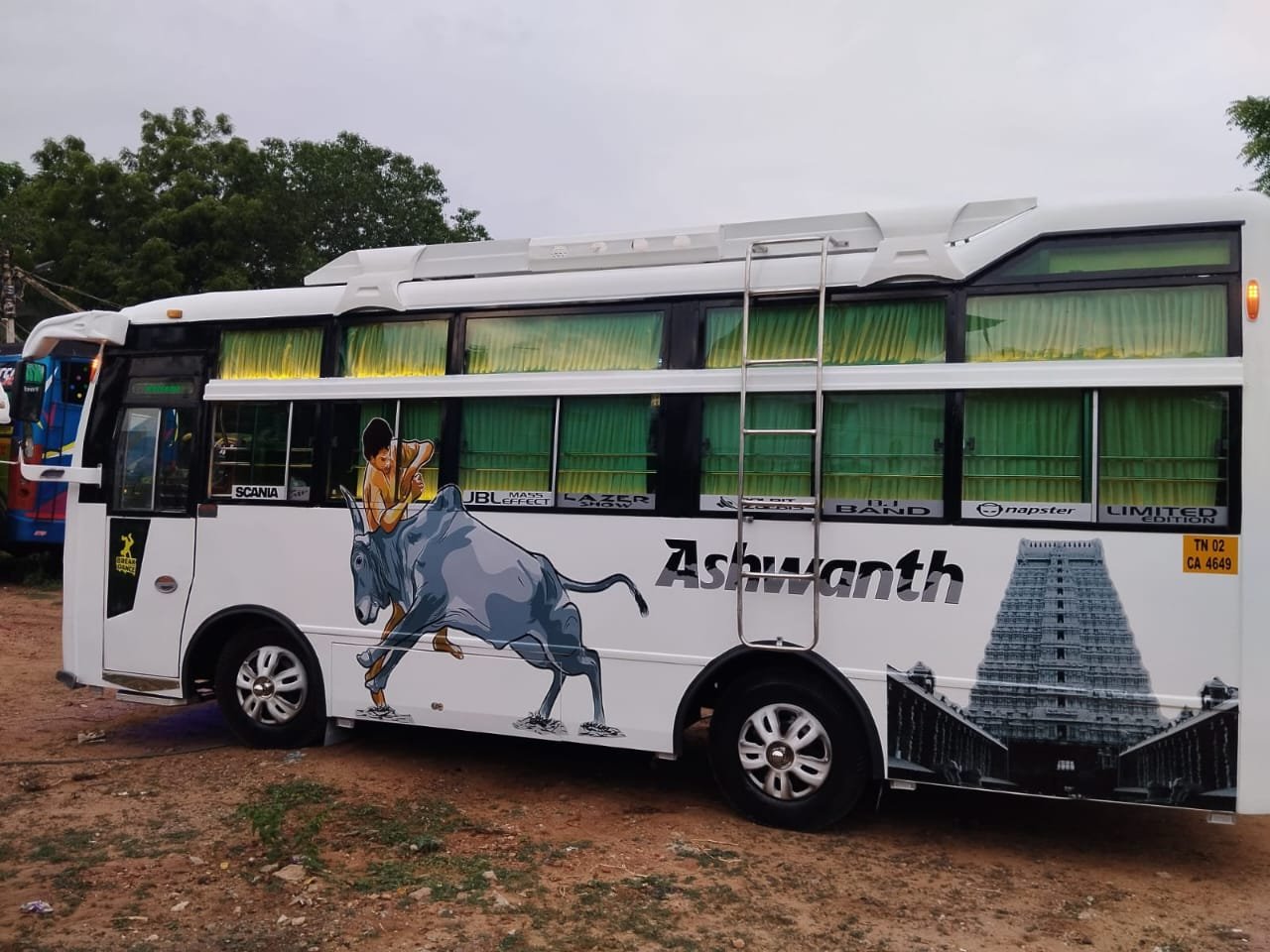 Coach 21 Seater (A/C)